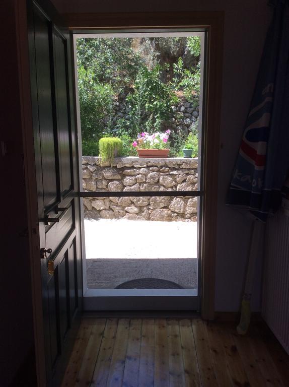 Christos House Villa Kariá Exterior foto