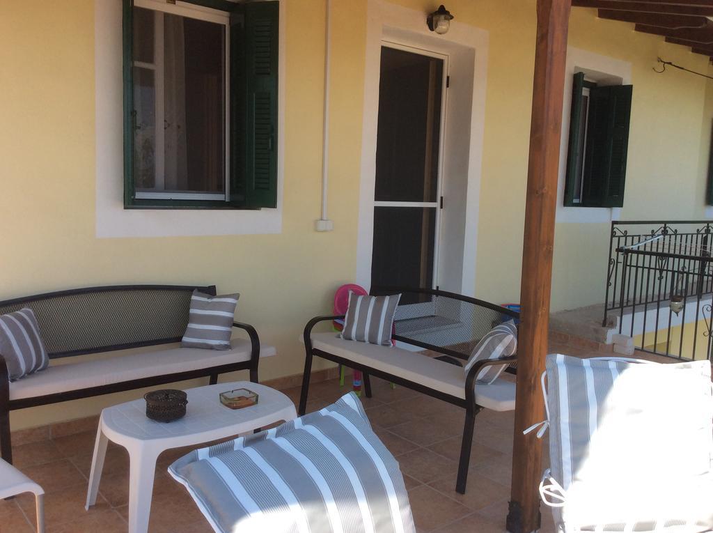 Christos House Villa Kariá Exterior foto